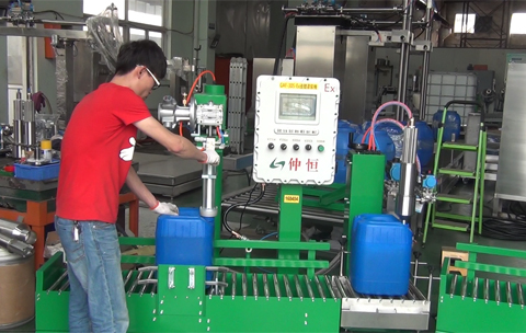 仲恒GAF-30S-Ex液體自動灌裝機(jī)測試視頻準(zhǔn)備出廠